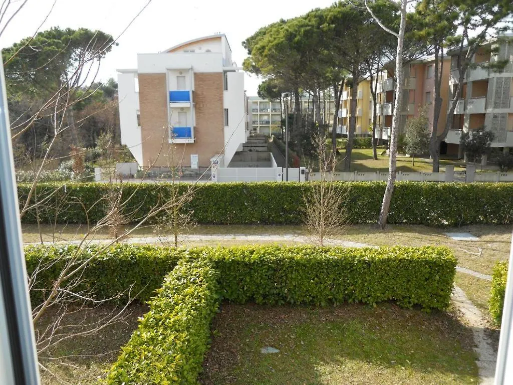 Two-Bedroom Apartment In A Wonderful Residence Bibione