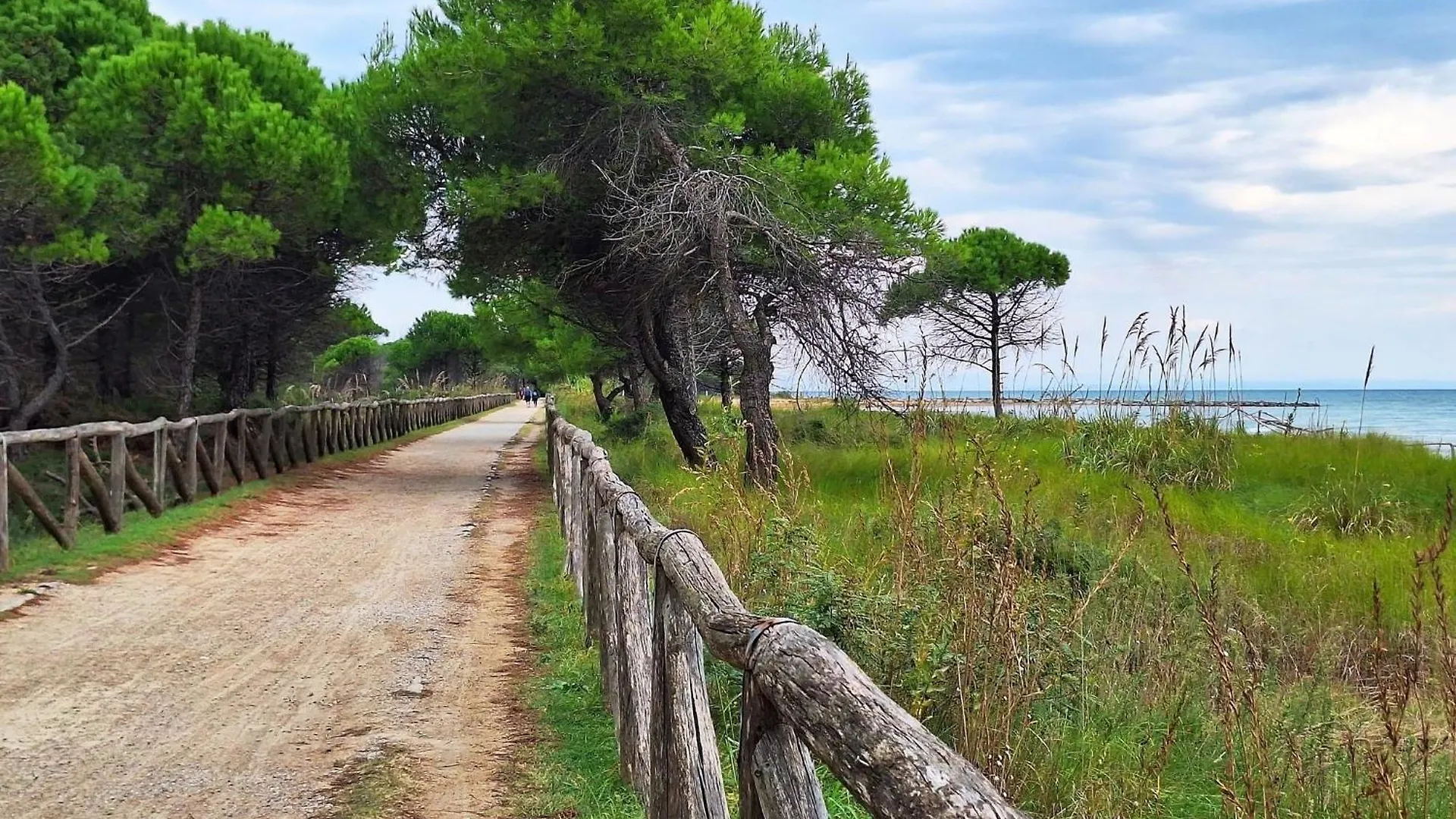 Two-Bedroom Apartment In A Wonderful Residence Bibione