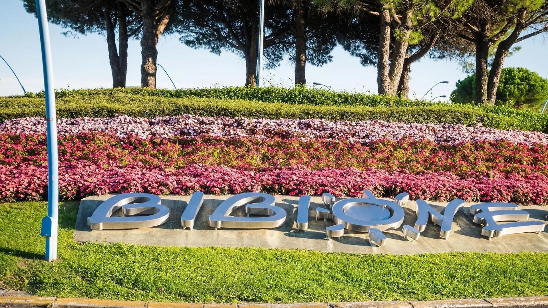 Two-Bedroom Apartment In A Wonderful Residence Bibione